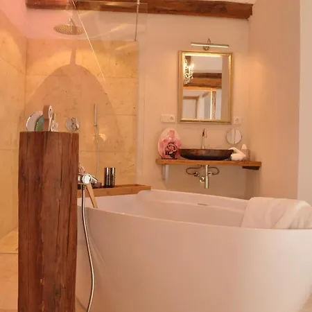 Karlingberger Gut פרג